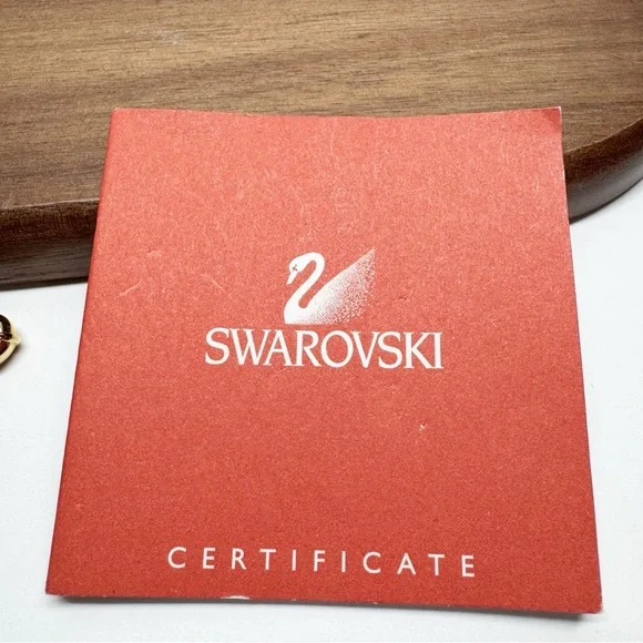 Swarovski Swan Red Crystal Drop Earrings Surgical Steel Posts - Picture 5 of 6